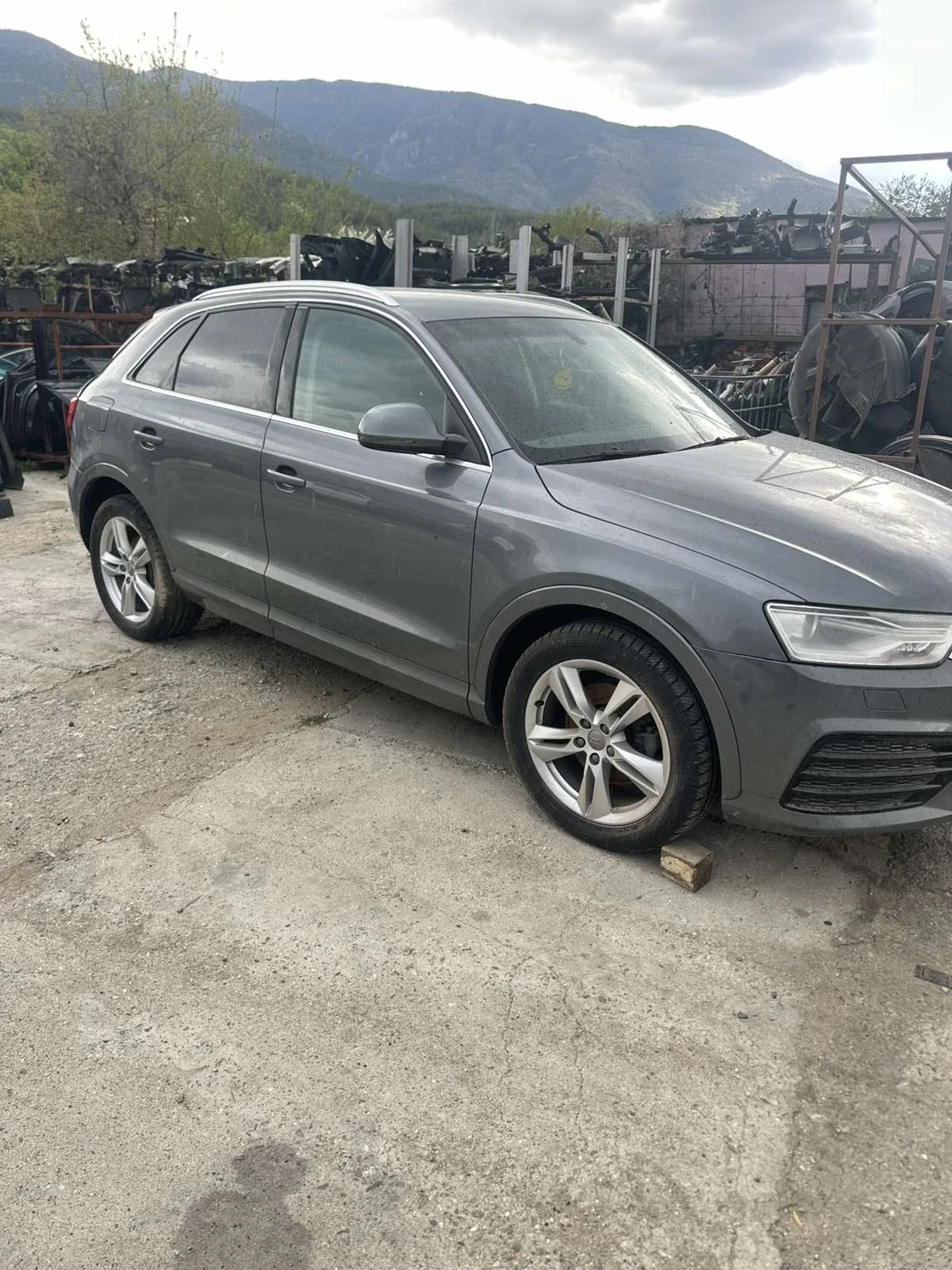 Audi Q3 DET QUATTRO, снимка 4 - Автомобили и джипове - 54261869