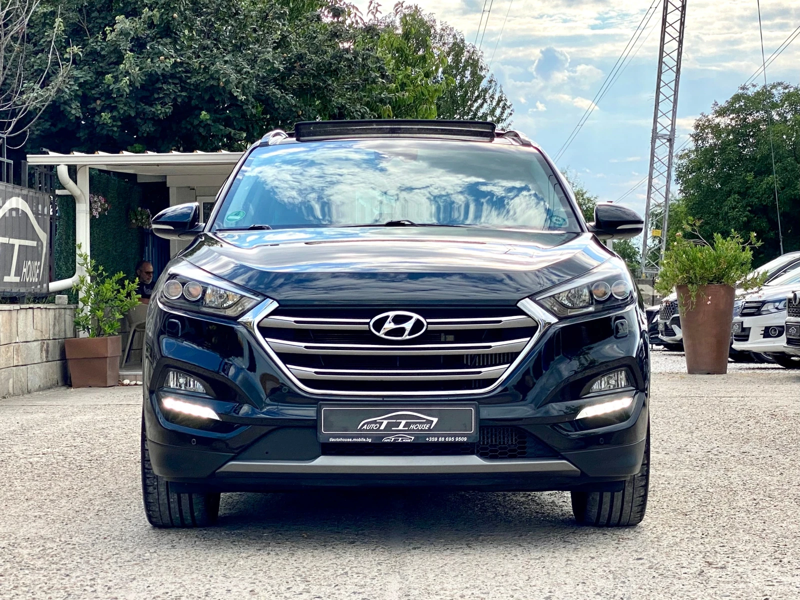 Hyundai Tucson Premium* Key GO* Pano* Dis* Full*  , снимка 7 - Автомобили и джипове - 55197698
