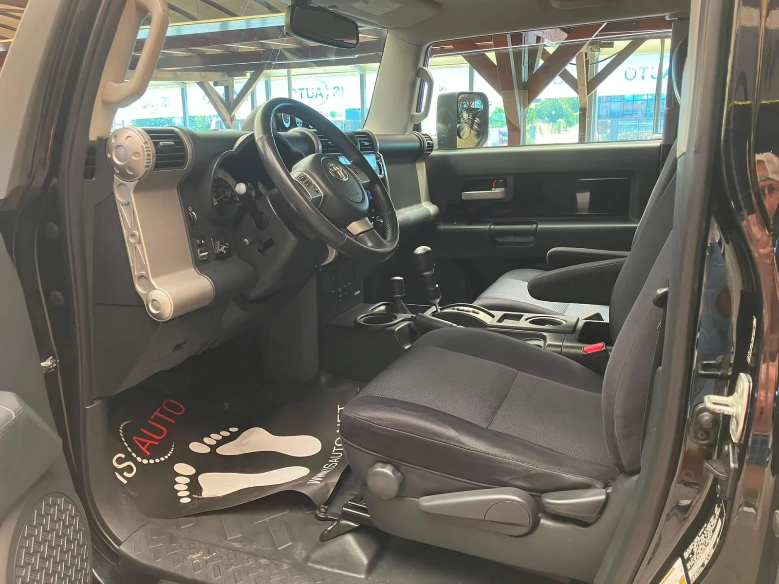 Toyota Fj cruiser V6 4.0/AWD/LPG/Климатик/Андроид, снимка 5 - Автомобили и джипове - 55516119