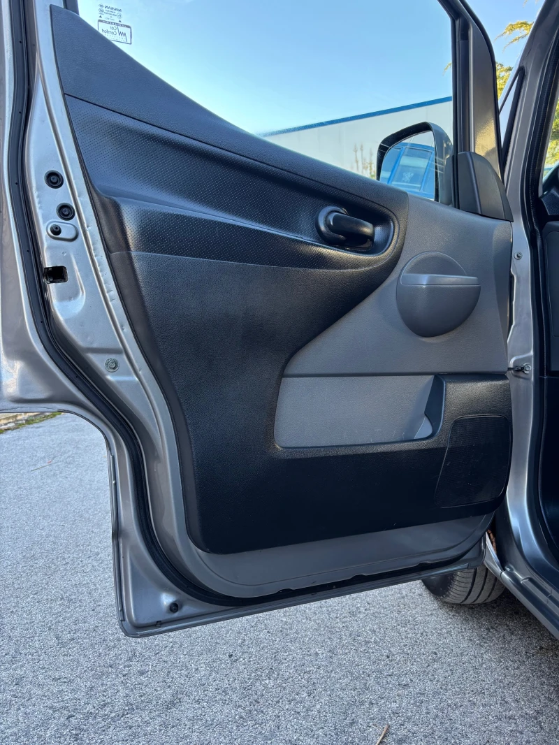 Nissan NV200 1.5dci-7 местен, снимка 11 - Бусове и автобуси - 52425931