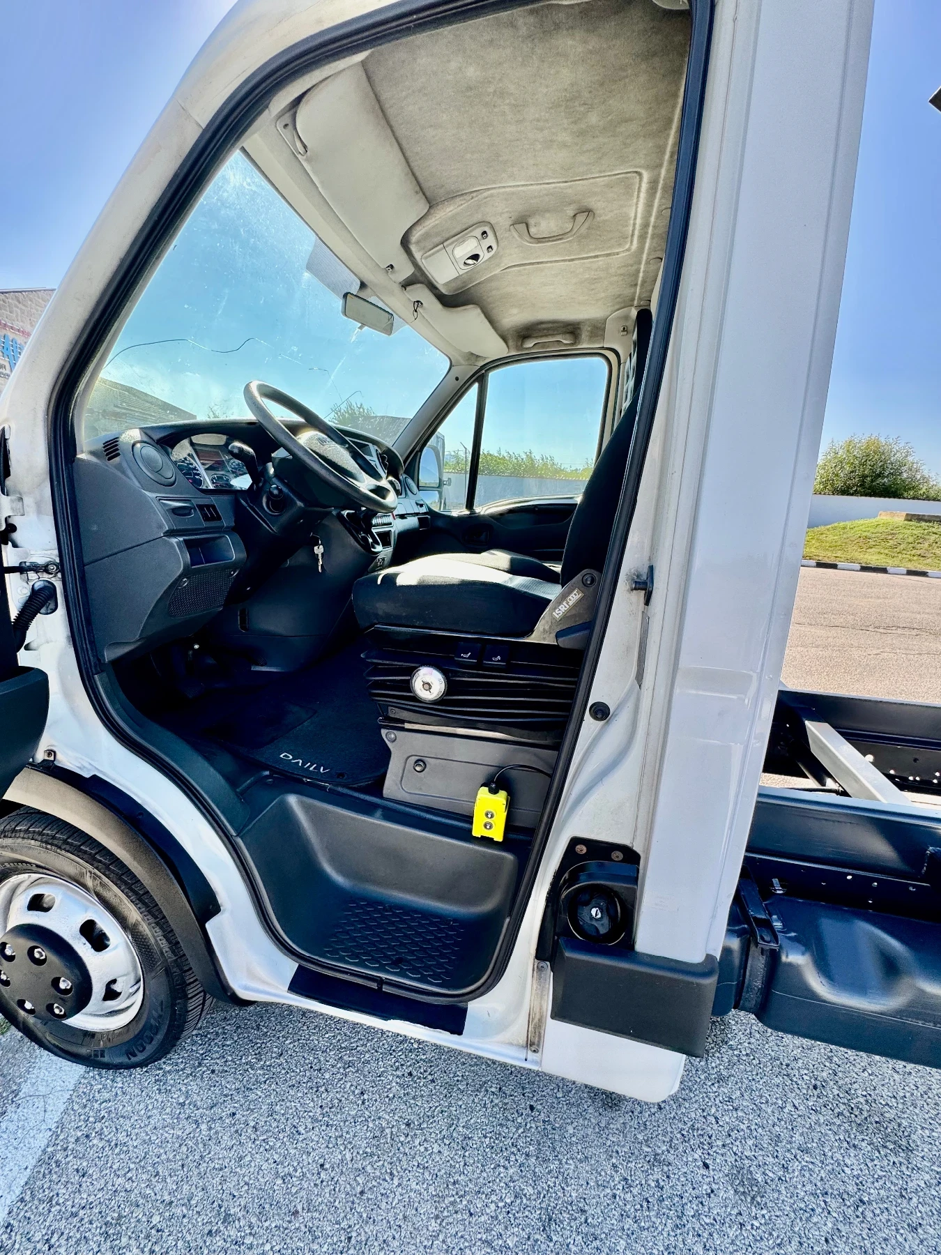 Iveco 35c15 САМОСВАЛ* КЛИМАТИК* УНИКАТ - изображение 8