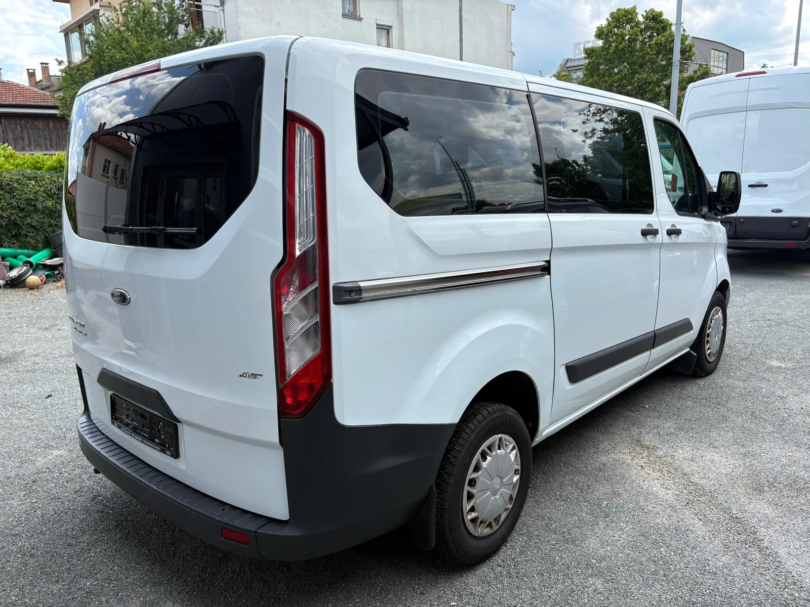 Ford Transit Custom 2.2 150к.с., снимка 5 - Бусове и автобуси - 54821132