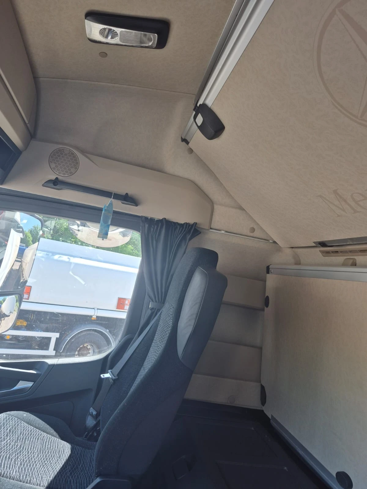 Mercedes-Benz Actros 1845 F, снимка 9 - Камиони - 54857330