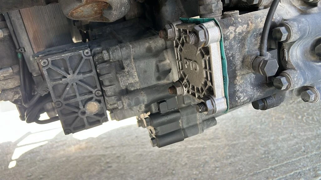 Scania R 450 Ретардер подготовка за Кран, снимка 8 - Камиони - 54996811