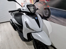 Piaggio Beverly 400 HPE, ABS-ASR, 2024г.-8236км.!, снимка 9