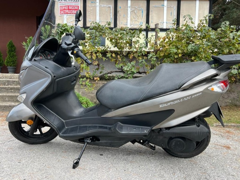 Suzuki Burgman 200, снимка 4 - Мотоциклети и мототехника - 42363772