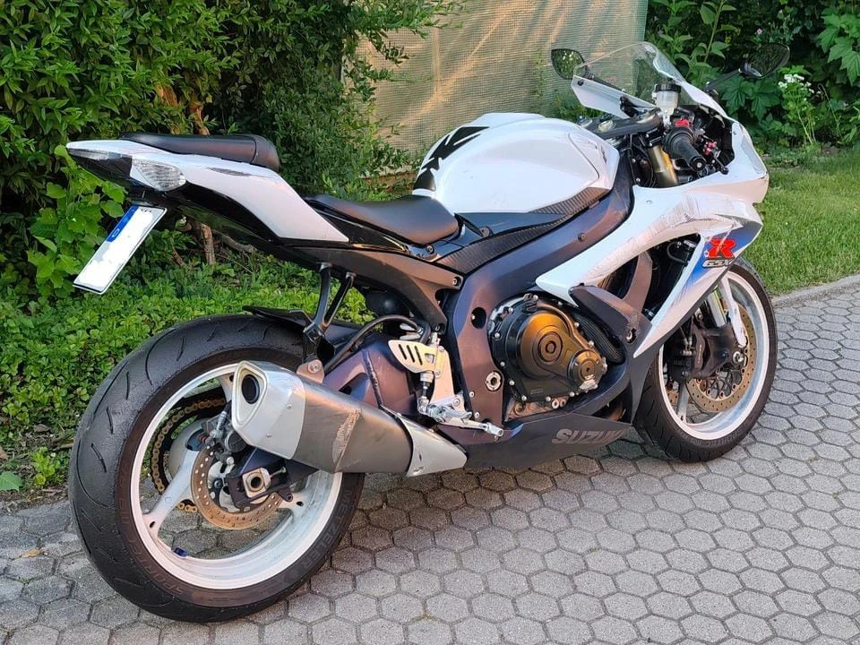 Suzuki Gsxr L0, снимка 2 - Мотоциклети и мототехника - 55093948
