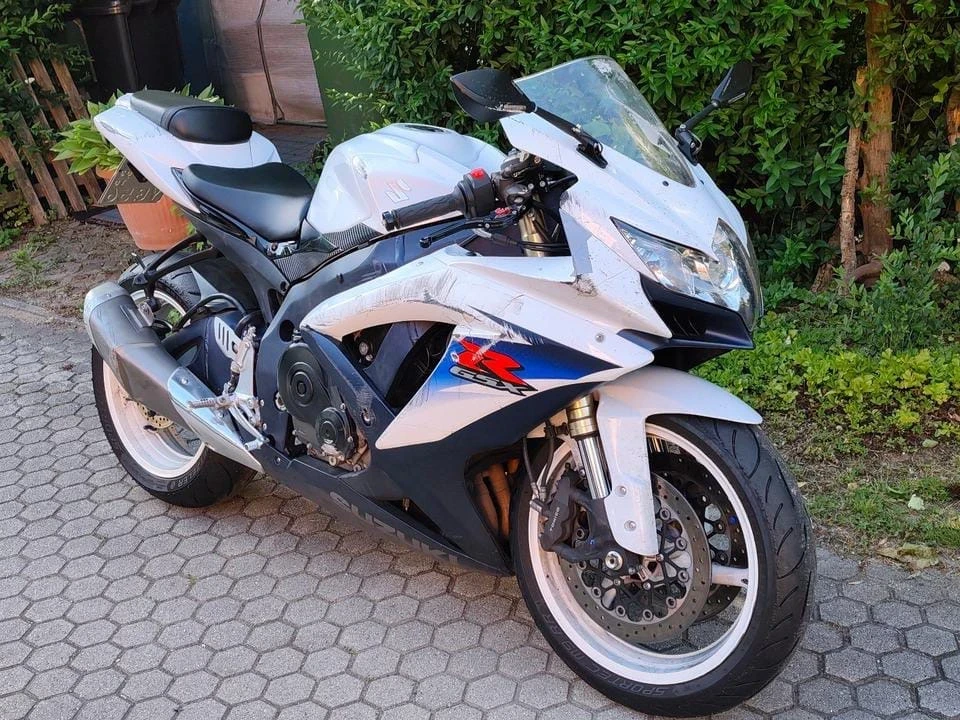 Suzuki Gsxr L0
