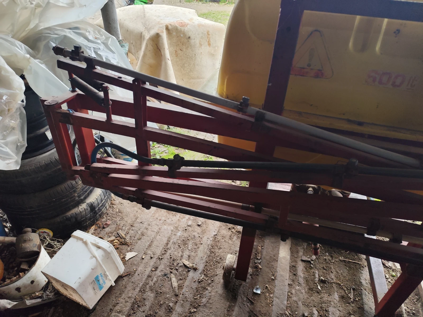 Пръскачка Taral 600 литра, снимка 5 - Селскостопанска техника - 53818674