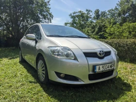 Обява за продажба на Toyota Auris ~8 000 лв. - изображение 1
