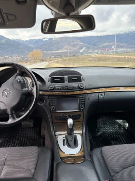 Mercedes-Benz E 270, снимка 6 - Автомобили и джипове - 53633380