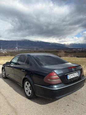 Mercedes-Benz E 270, снимка 2 - Автомобили и джипове - 53633380