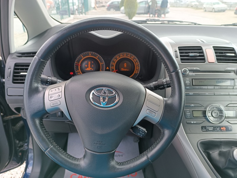 Toyota Auris 2.0 D4d * * * LEASING* * * , снимка 15 - Автомобили и джипове - 44739385
