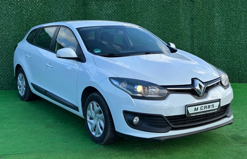 Renault Megane 1.6 БЕНЗИН 110кс, снимка 2 - Автомобили и джипове - 48327035