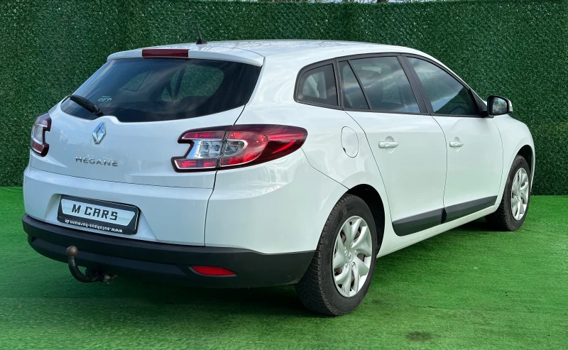 Renault Megane 1.6 БЕНЗИН 110кс, снимка 7 - Автомобили и джипове - 48327035