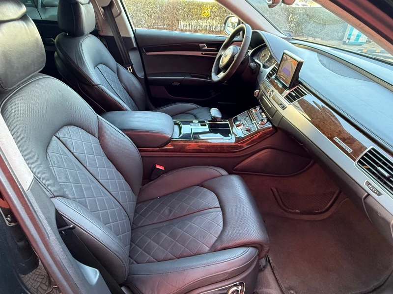 Audi A8 4.2TDI, снимка 9 - Автомобили и джипове - 48474017