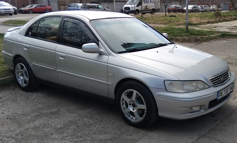 Honda Accord, снимка 8 - Автомобили и джипове - 49494282