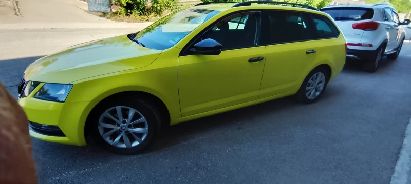 Skoda Octavia 1.6, снимка 2 - Автомобили и джипове - 52120601