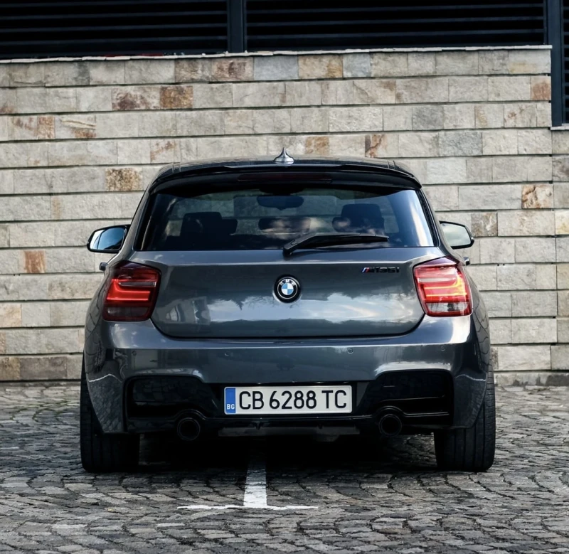 BMW M135 M Performance/Logic 7/F1/Recaro/X-drive/Подгрев, снимка 5 - Автомобили и джипове - 51000267