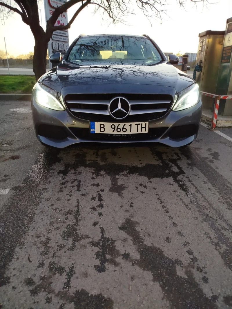 Mercedes-Benz C 220