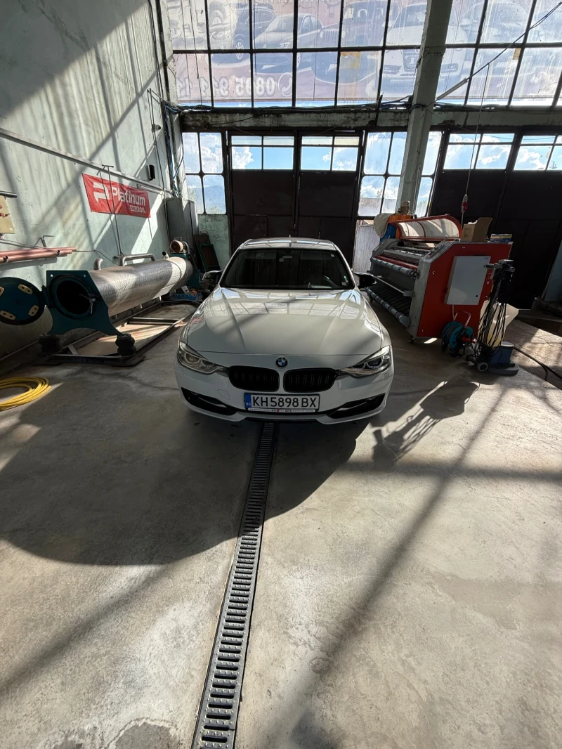 BMW 320, снимка 2 - Автомобили и джипове - 52356387