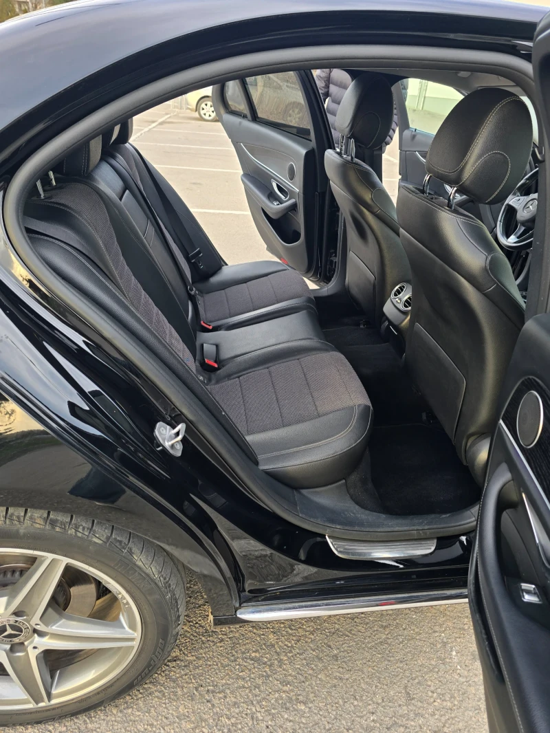Mercedes-Benz E 220, снимка 9 - Автомобили и джипове - 52863817