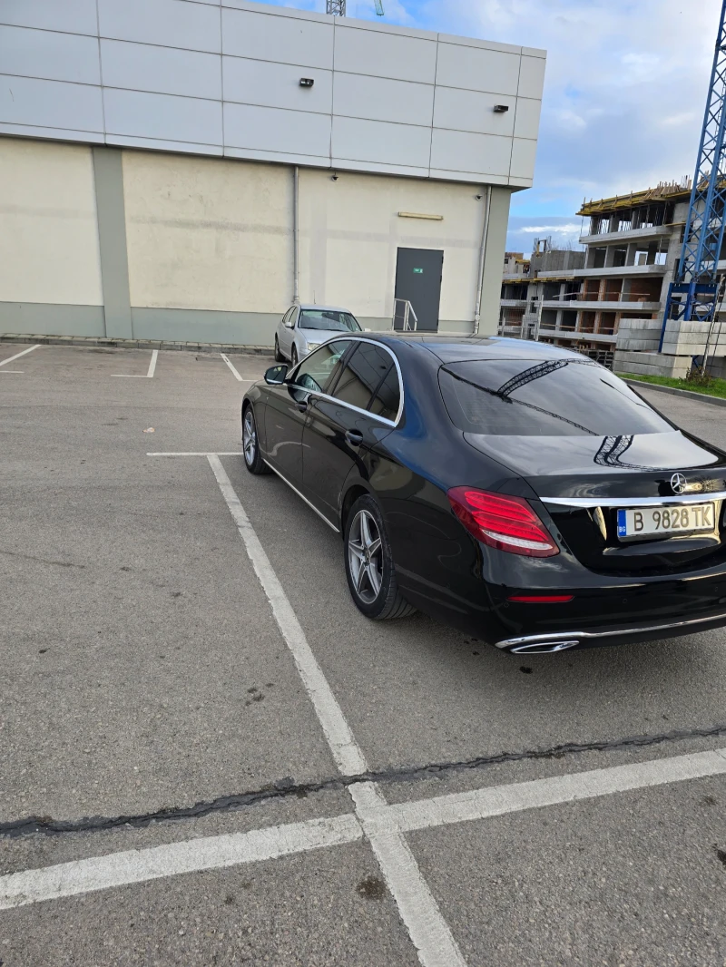 Mercedes-Benz E 220, снимка 3 - Автомобили и джипове - 52863817
