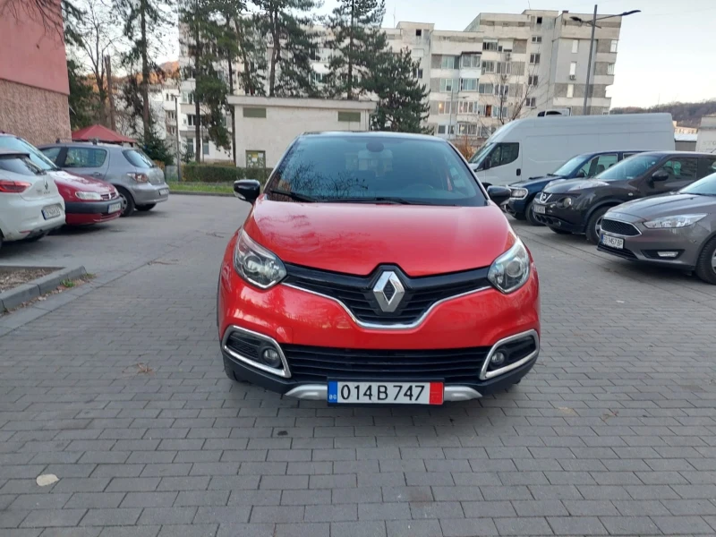 Renault Captur 1.2 FACELIFT TOP!!, снимка 2 - Автомобили и джипове - 52416601