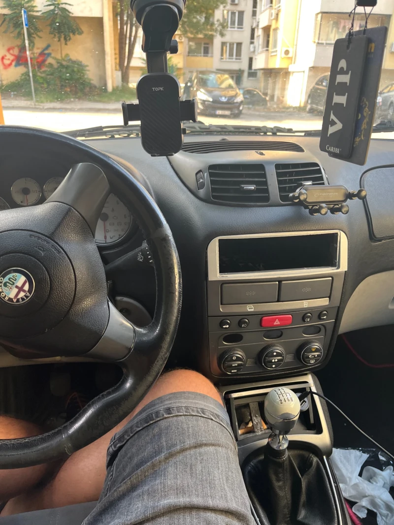 Alfa Romeo Gt 1.9 jtd, снимка 3 - Автомобили и джипове - 53218102