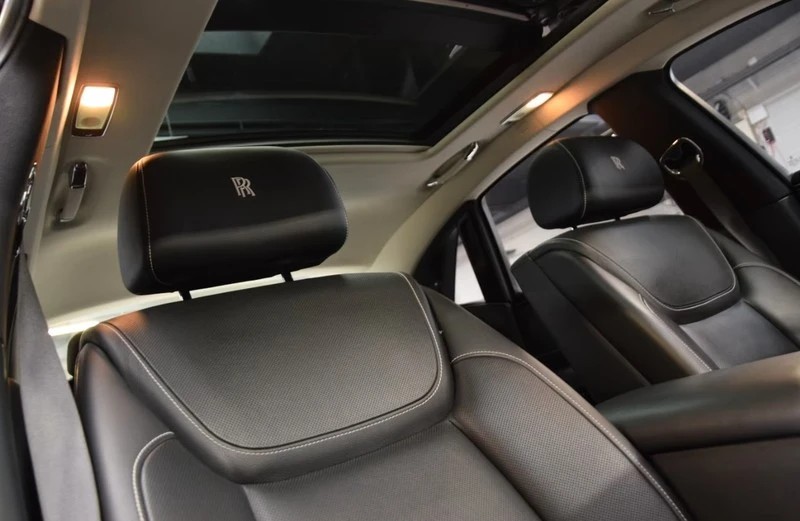 Rolls-Royce Ghost 6.6 V12 , снимка 7 - Автомобили и джипове - 53922256