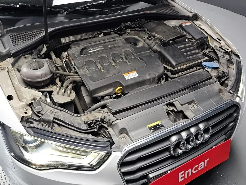 Audi A3 2.0 TDI, снимка 6 - Автомобили и джипове - 55006369