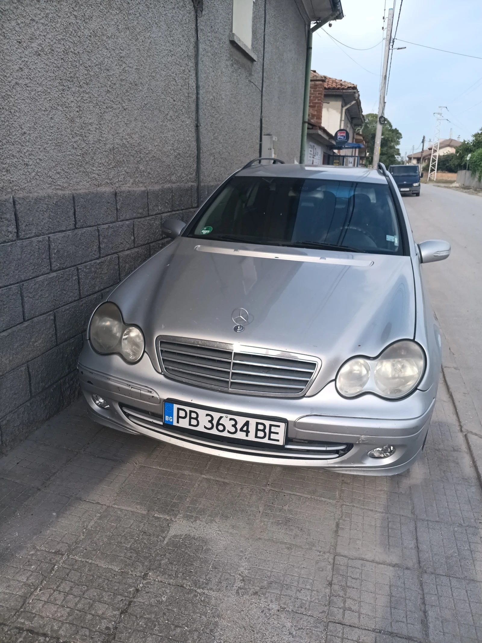 Mercedes-Benz C 200 CDI - изображение 2