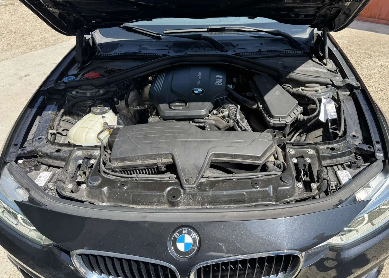 BMW 318  - изображение 7