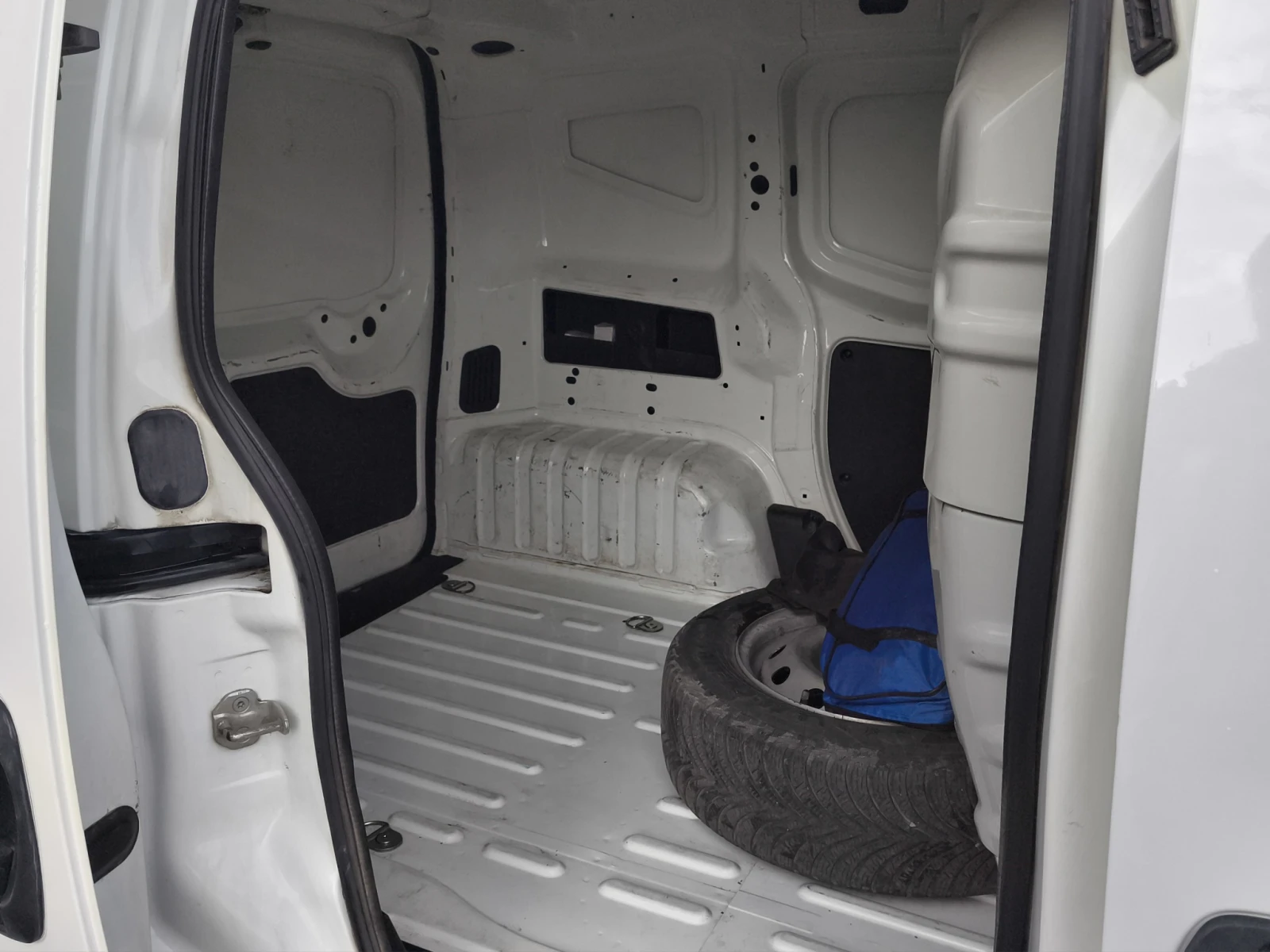 Peugeot Bipper FOURGON COURT 1.3 BlueHDI 80//1710089 | Mobile.bg � ����������� 12