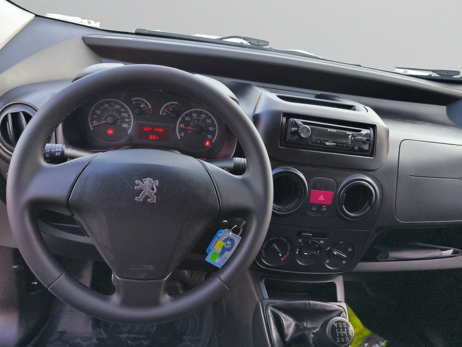 Peugeot Bipper FOURGON COURT 1.3 BlueHDI 80//1710089 | Mobile.bg � ����������� 9