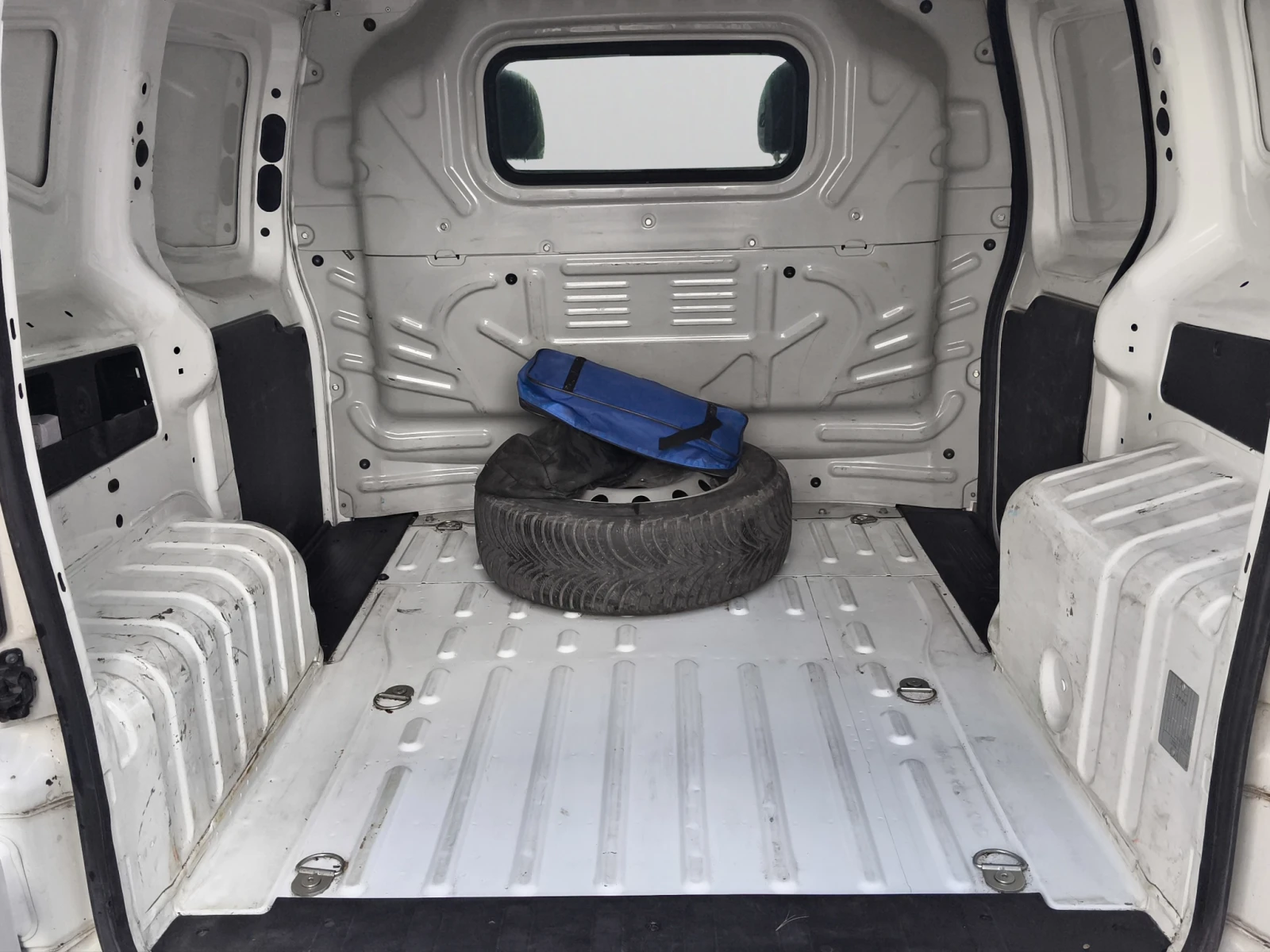 Peugeot Bipper FOURGON COURT 1.3 BlueHDI 80//1710089 | Mobile.bg � ����������� 13