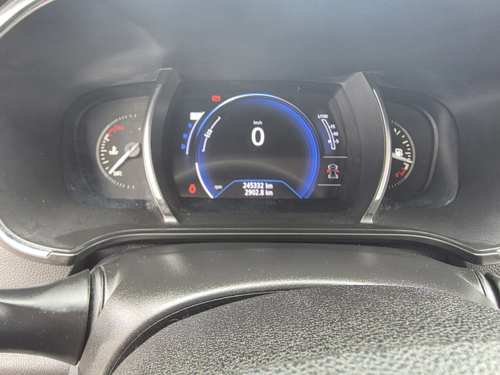 Renault Megane Регистрирана, Евро 6, климатроник , снимка 14 - Автомобили и джипове - 53928582