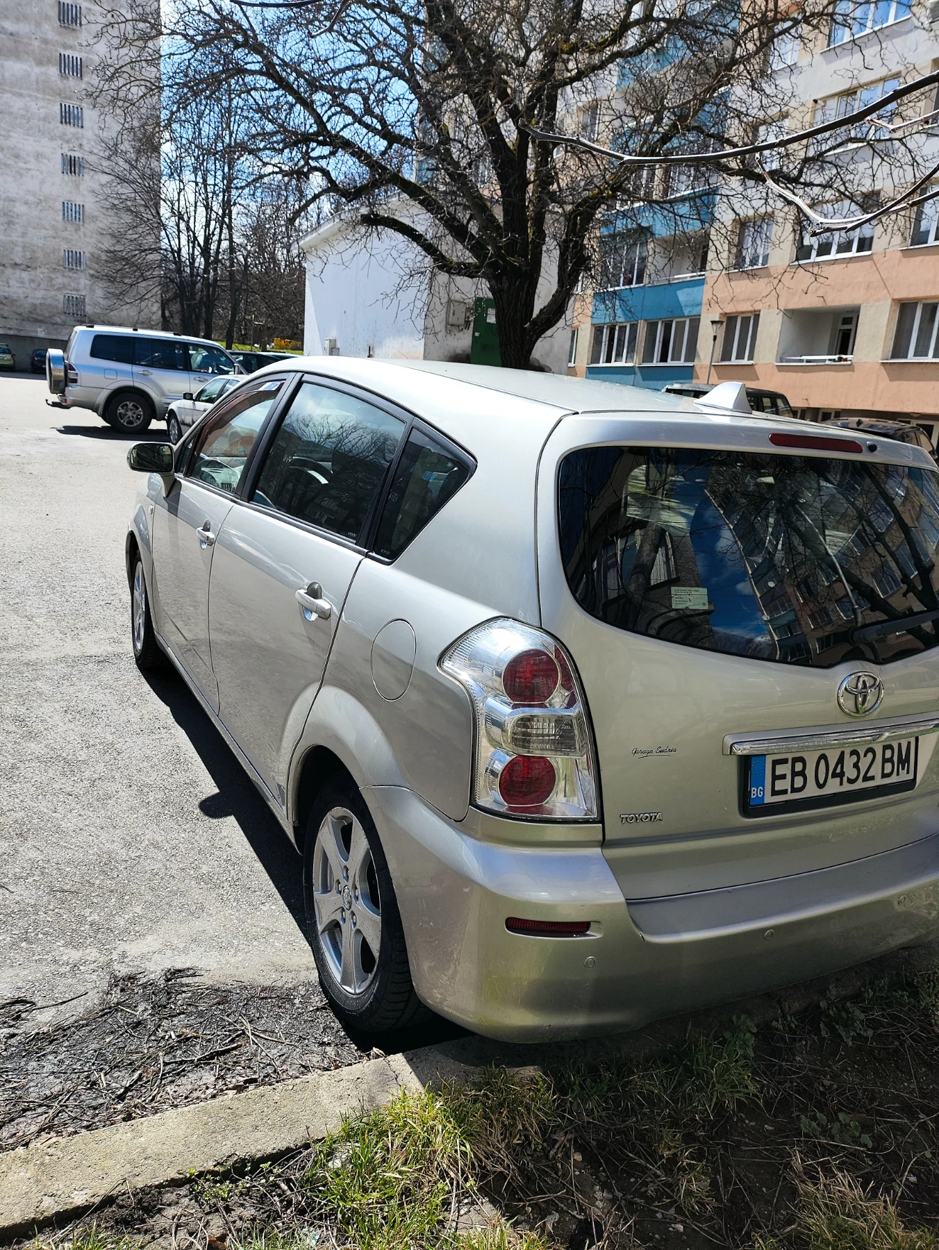 Toyota Corolla verso, снимка 6 - Автомобили и джипове - 54007987