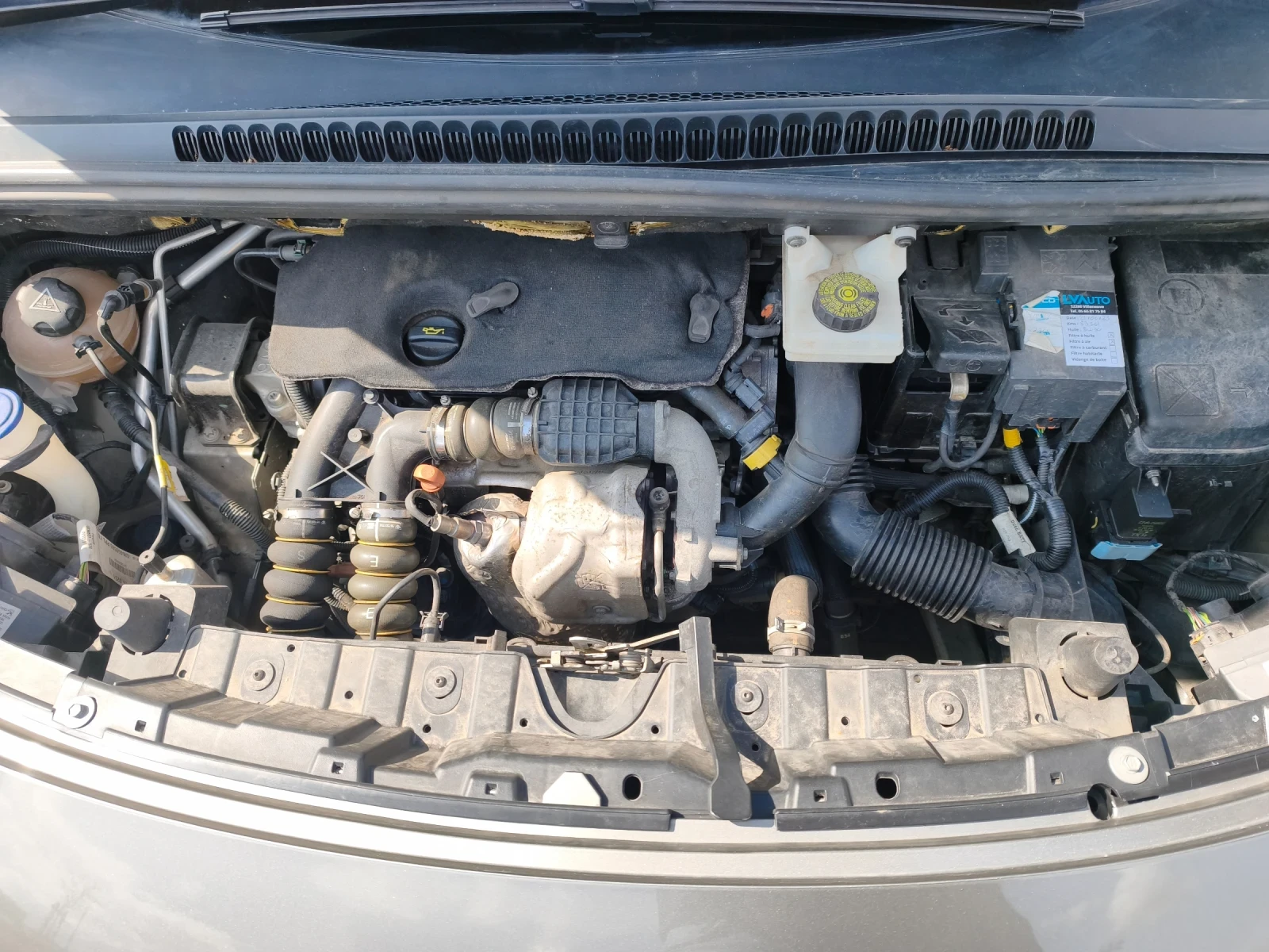 Peugeot 3008 1.6 HDI , снимка 5 - Автомобили и джипове - 54144052