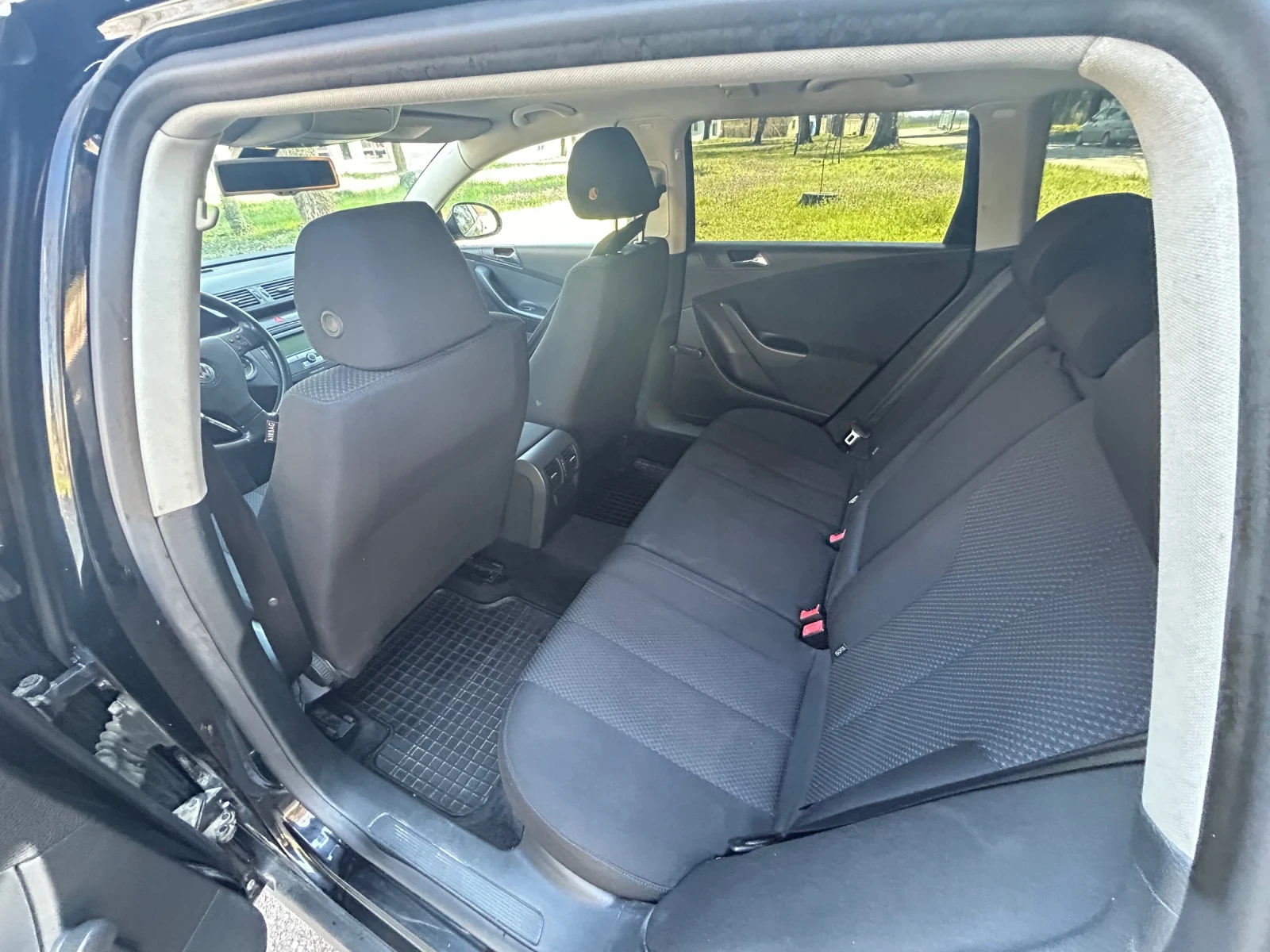 VW Passat, снимка 7 - Автомобили и джипове - 54316376