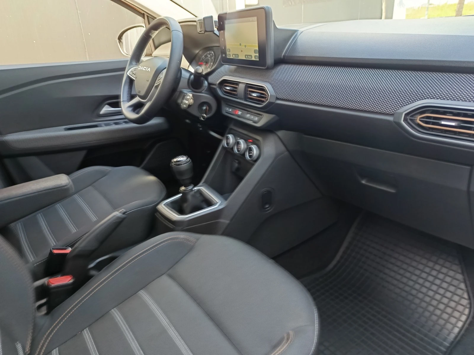 Dacia Sandero 1.0Tce/100�.�. Stepway/LPG | Mobile.bg � ����������� 17