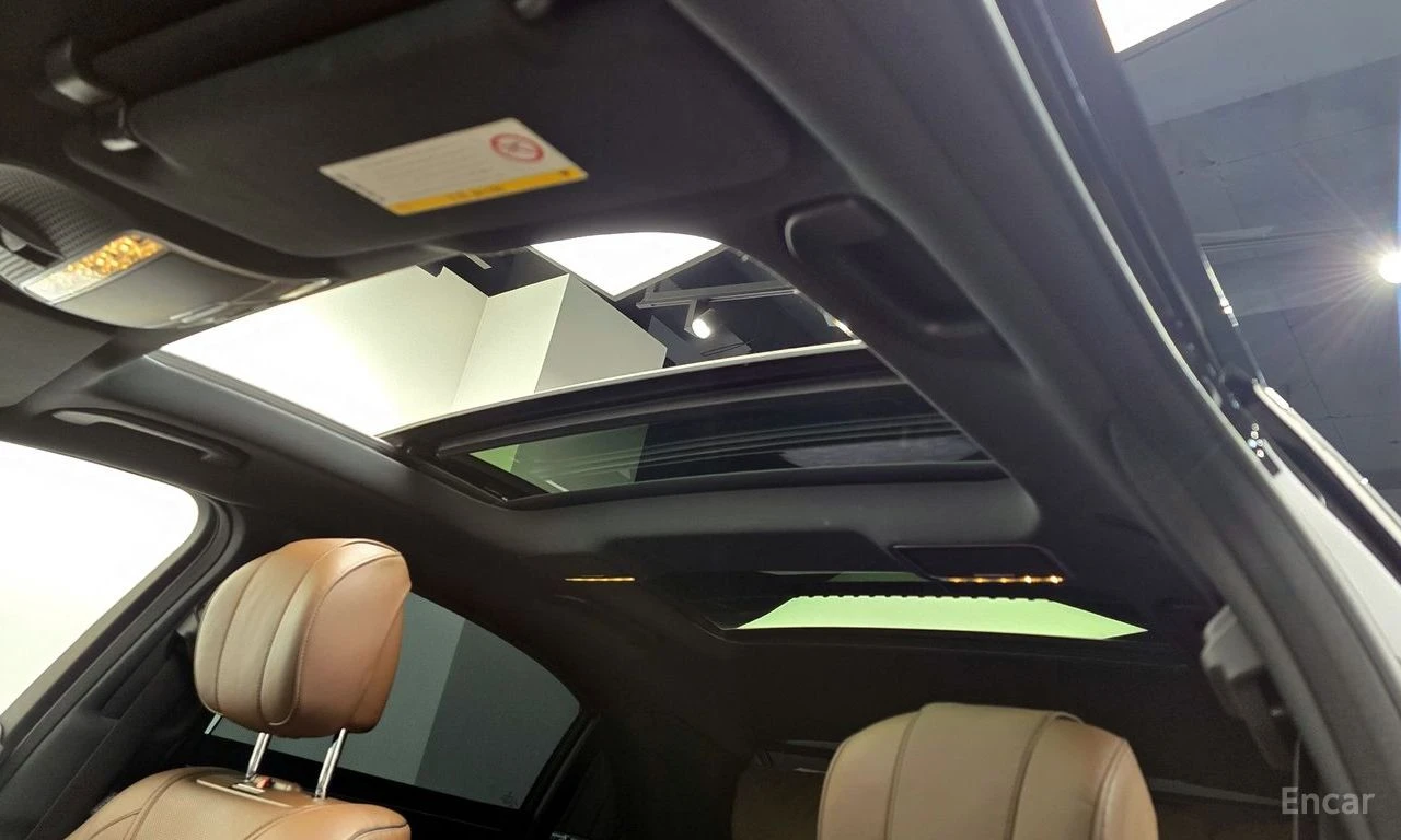 Mercedes-Benz S 63 AMG S* 4MATIC+ BURMESTER* ОБДУХ* LANE ASS* ПАНО* HUD* , снимка 16 - Автомобили и джипове - 54667687