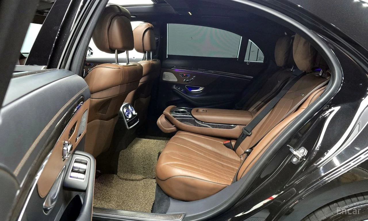 Mercedes-Benz S 63 AMG S* 4MATIC+ BURMESTER* ОБДУХ* LANE ASS* ПАНО* HUD* , снимка 11 - Автомобили и джипове - 54667687