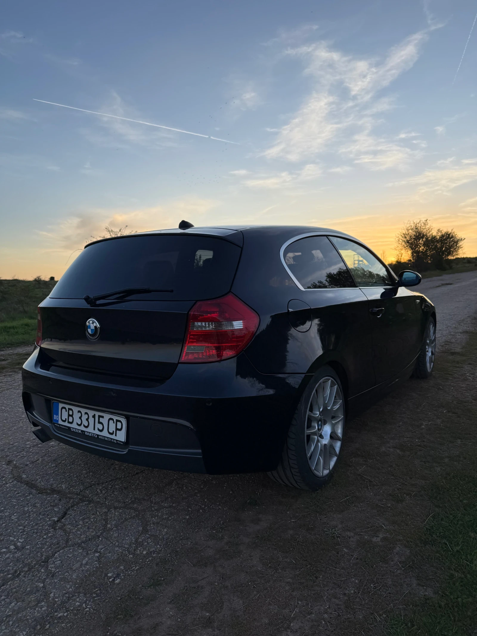 BMW 120 M Paket, снимка 4 - Автомобили и джипове - 54703710