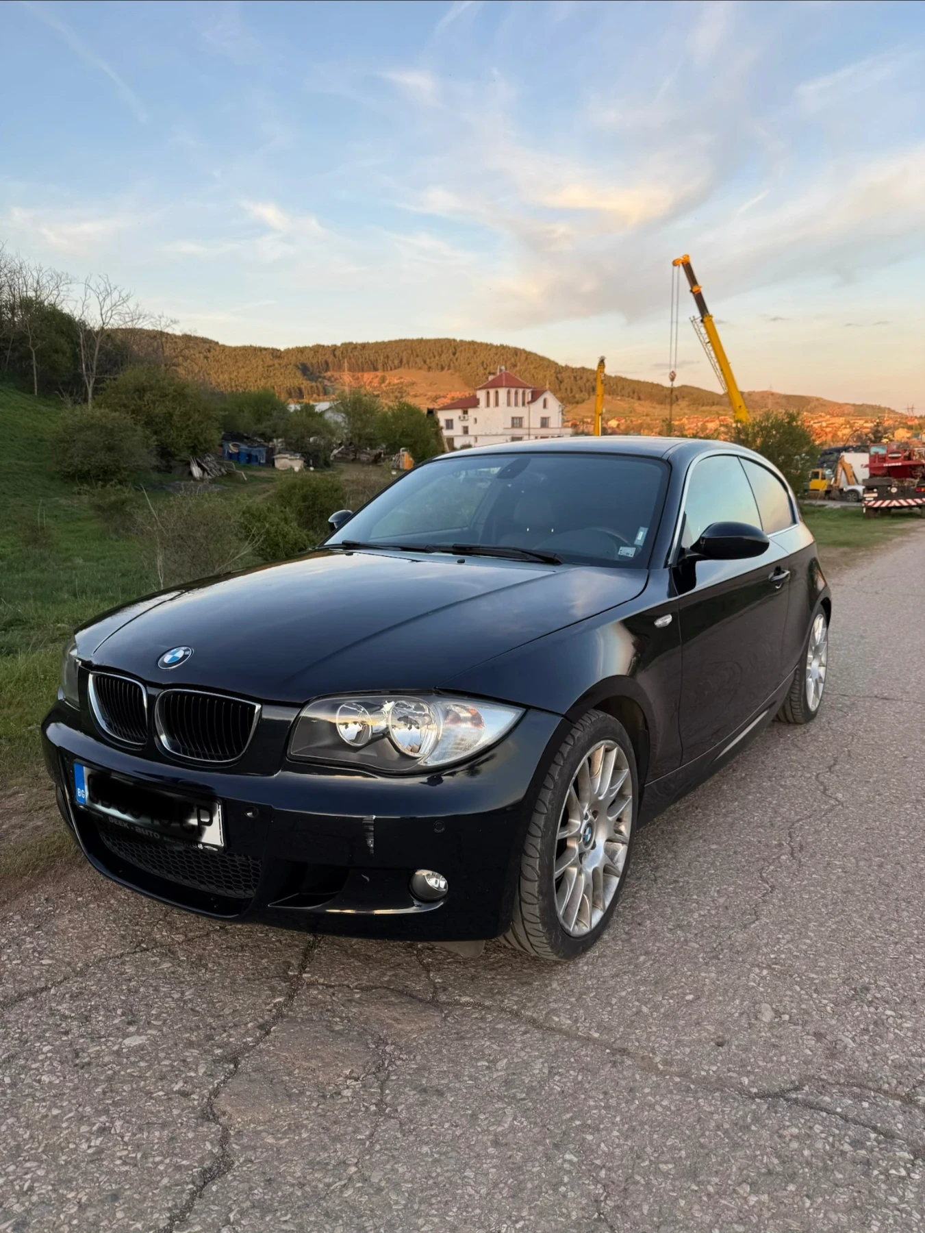 BMW 120 M Paket, снимка 2 - Автомобили и джипове - 54703710