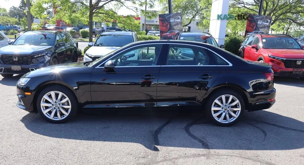 Audi A4 quattro * Komfort * АвтоКредит * (ЦЕНА ДО БГ), снимка 2 - Автомобили и джипове - 54946432
