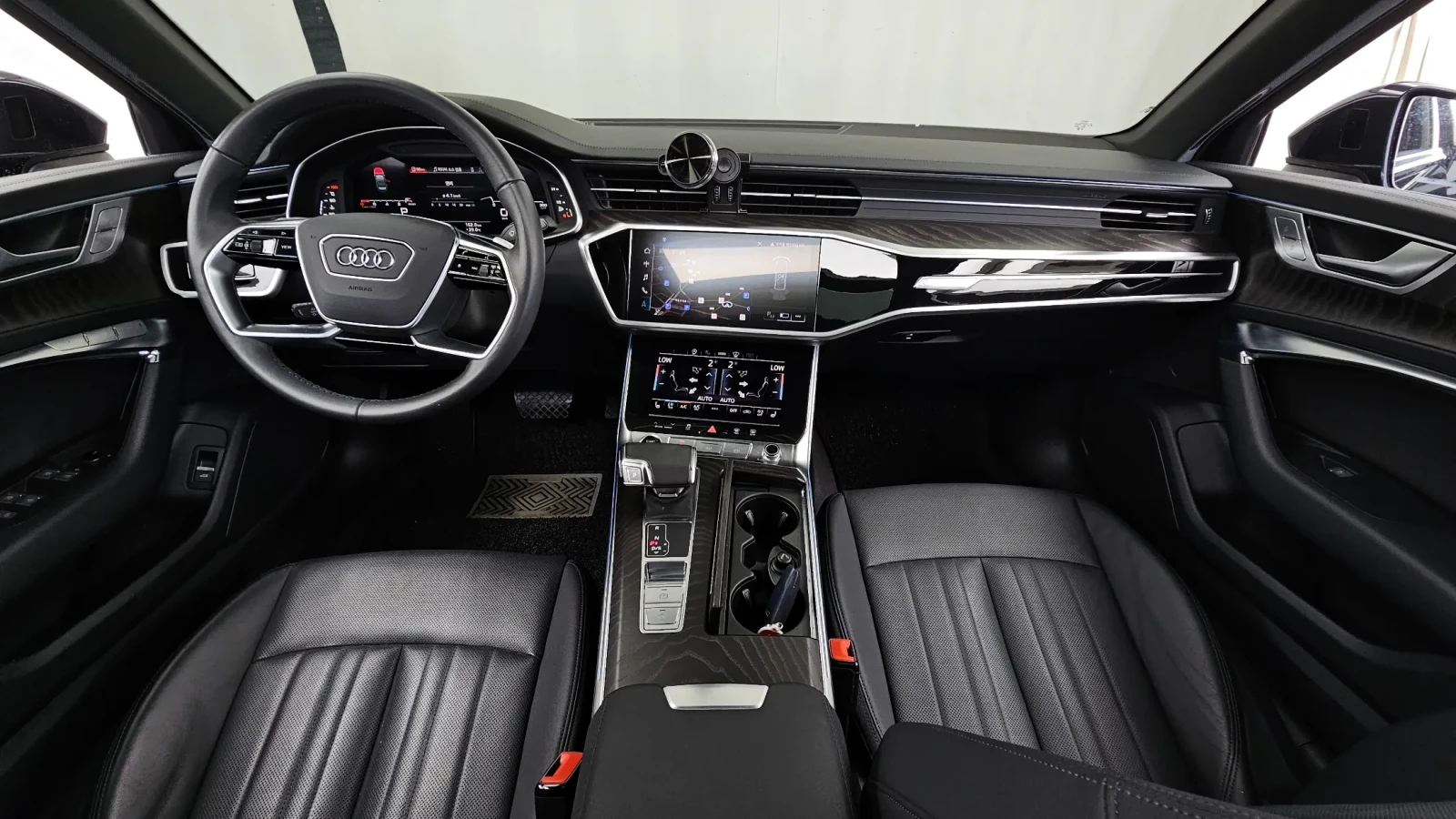 Audi A6 45 TFSI, Distronic, HeadUP, 360-cam, Обдухване, снимка 7 - Автомобили и джипове - 54957489
