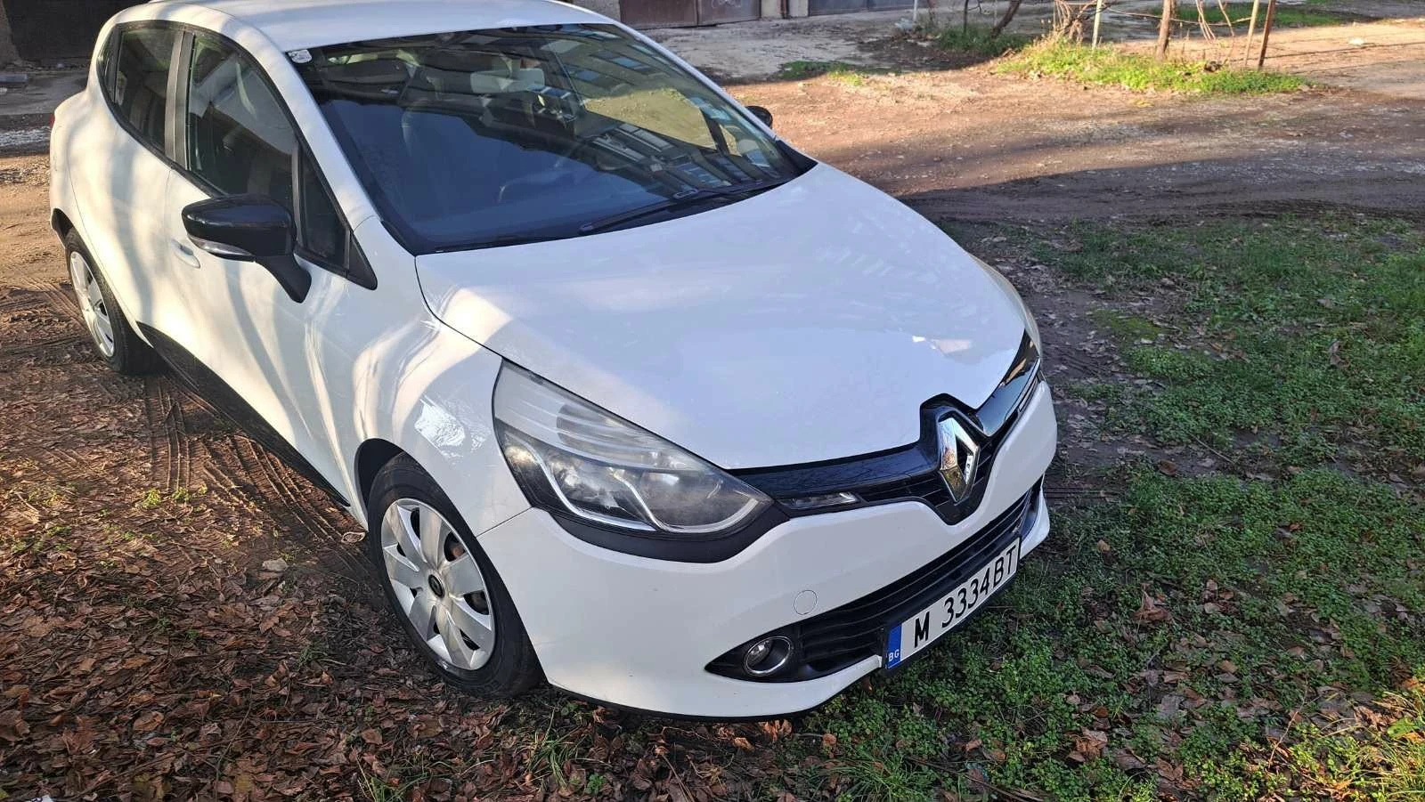 Renault Clio Tce, снимка 4 - Автомобили и джипове - 54992007