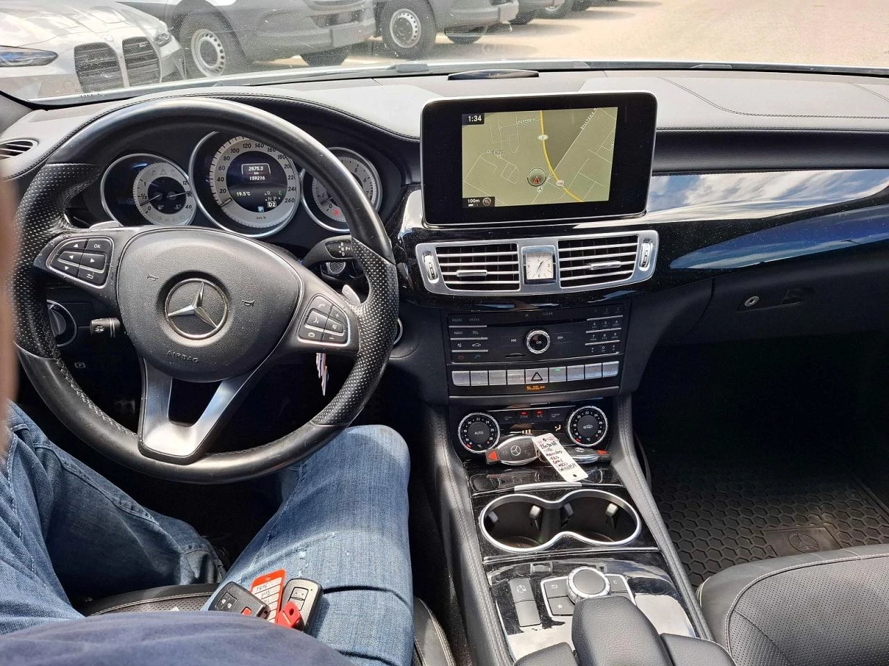 Mercedes-Benz CLS 400 4MATIC| МЪРТВА ТОЧК | CAM | KEYLESS | PANO | ОБДУХ, снимка 7 - Автомобили и джипове - 55072126