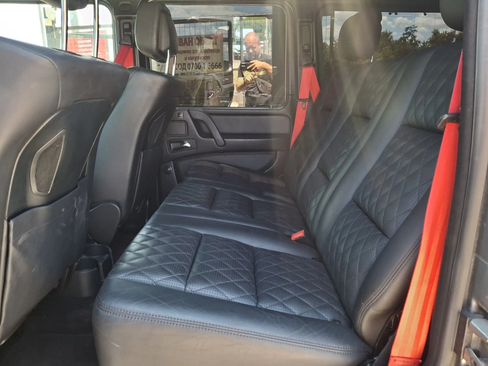 Mercedes-Benz G 63 AMG, снимка 13 - Автомобили и джипове - 55310143